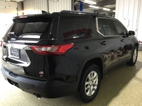Used 2019 Chevrolet Traverse LT w/ LPO, Floor Liner Package AWD/4WD image 4