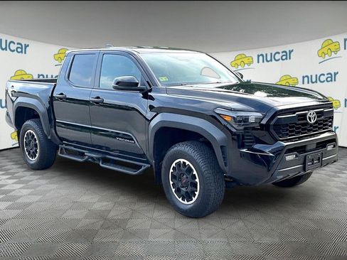 Used 2024 Toyota Tacoma TRD Off-Road w/ TRD Off Road Upgrade Package AWD/4WD image 1
