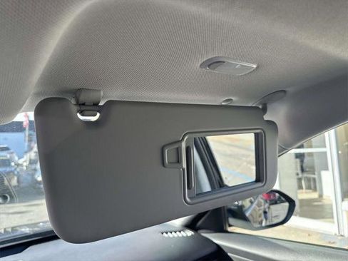 Certified 2025 Hyundai Kona Limited image 33