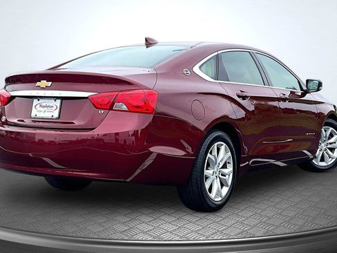 Used 2017 Chevrolet Impala LT w/ Convenience Package FWD image 2