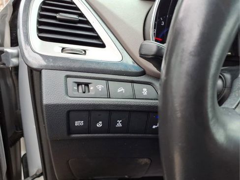 Used 2016 Hyundai Santa Fe Sport 2.0T w/ Option Group 05 image 15