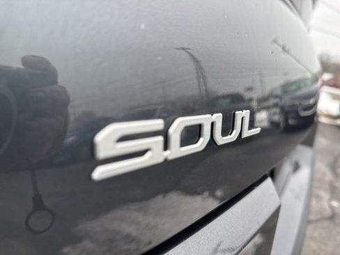Used 2023 Kia Soul LX w/ Option Group 015 image 11