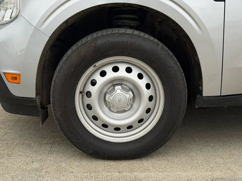 Used 2023 Ford Maverick XL image 30