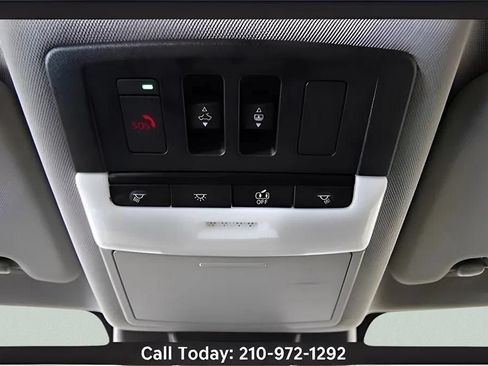 Used 2021 Nissan Rogue Platinum AWD/4WD image 24