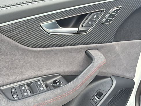 New 2026 Audi RS Q8 performance image 12