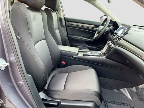 Used 2021 Honda Accord Hybrid image 25