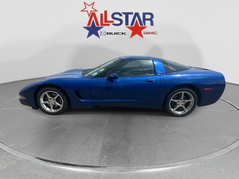Used 2003 Chevrolet Corvette Coupe RWD image 4