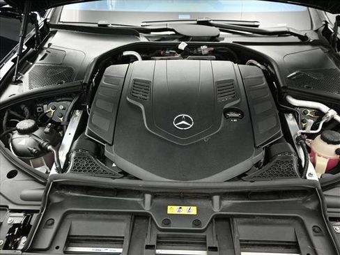 New 2026 Mercedes-Benz S 580 4MATIC Sedan image 28
