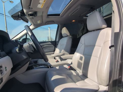 Used 2019 Honda Pilot Elite image 14