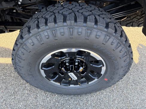 New 2026 Ford F250 Lariat w/ Tremor Off-Road Package image 10