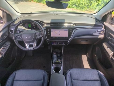 Used 2022 Chevrolet Bolt EUV Premier w/ Launch Edition FWD image 19