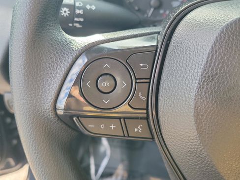 Used 2024 Toyota Corolla LE image 27