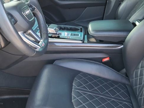 Used 2020 Audi SQ8 Premium Plus AWD/4WD image 30