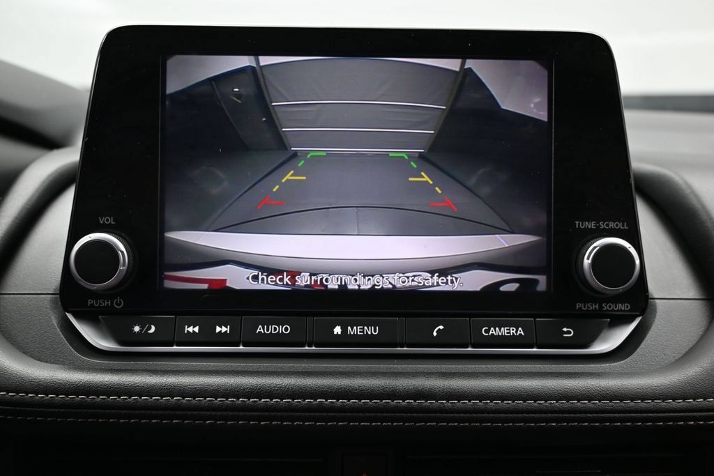 Used 2025 Nissan Rogue SV AWD/4WD image 36