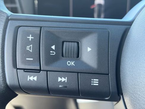 New 2026 Nissan Kicks SV image 17