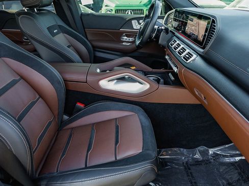 Certified 2025 Mercedes-Benz GLE 53 AMG 4MATIC Coupe image 17