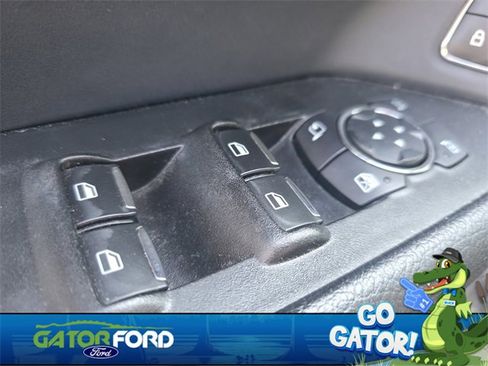 Used 2021 Ford Expedition Limited image 16