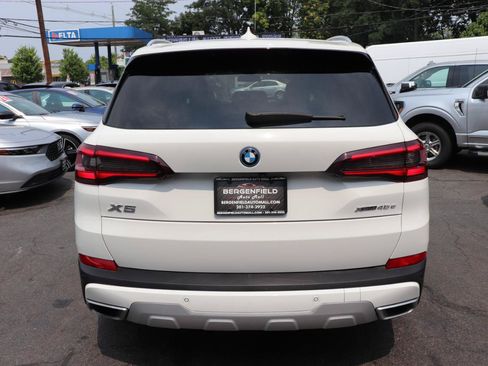 Used 2023 BMW X5 xDrive45e AWD/4WD image 4