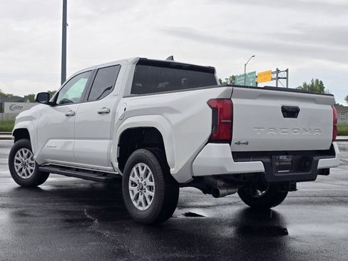 New 2026 Toyota Tacoma SR5 AWD/4WD image 13