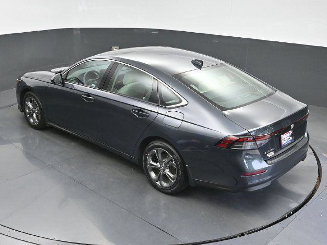 Certified 2023 Honda Accord EX image 30