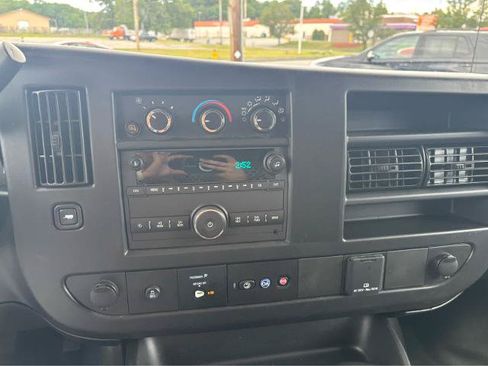 Used 2025 Chevrolet Express 2500 w/ Driver Convenience Package RWD image 22