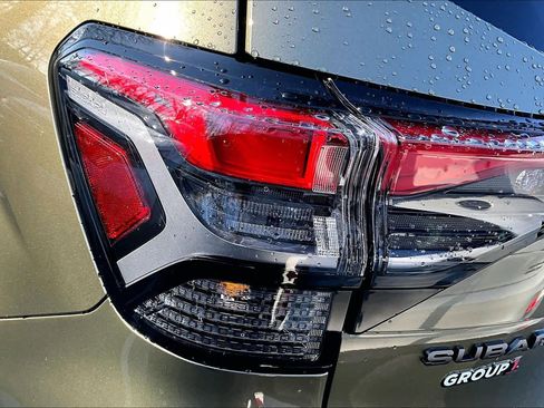 Used 2025 Subaru Forester Limited image 14