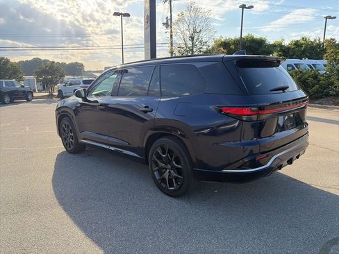 Used 2024 Lexus TX 500h AWD w/ Technology Package image 2