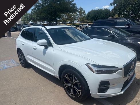 Used 2022 Volvo XC60 B5 Momentum FWD image 1
