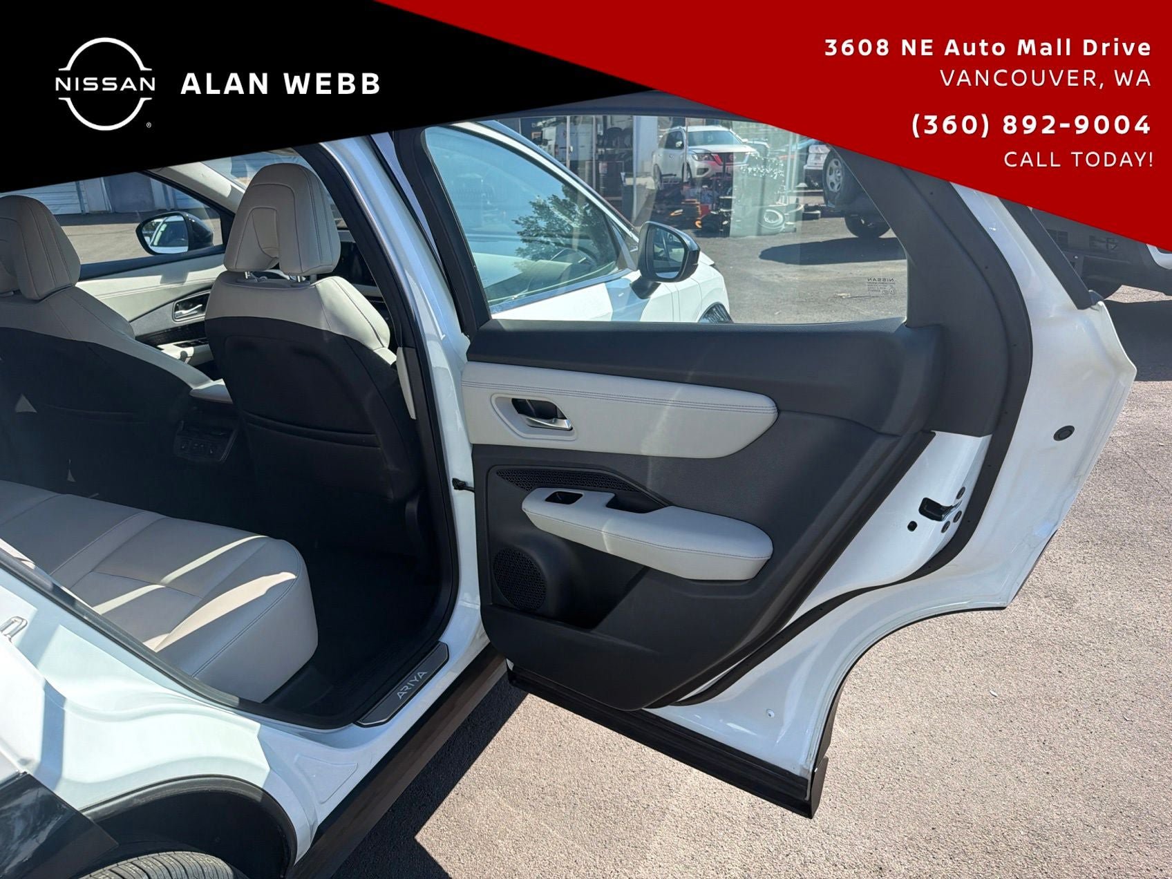 Used 2023 Nissan Ariya FWD image 23