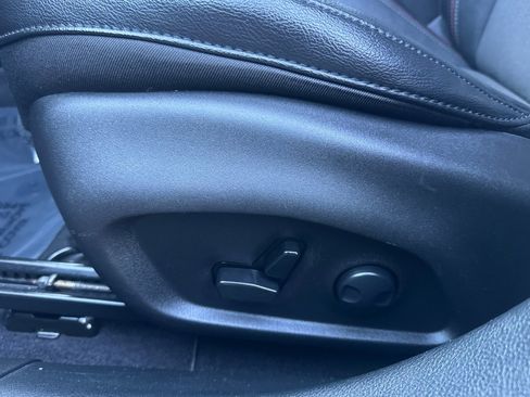 Used 2022 Jeep Compass Trailhawk w/ Trailhawk Convenience Group image 13