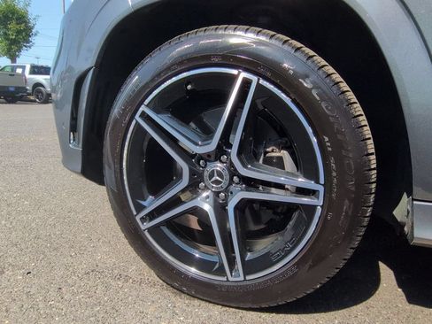 Used 2023 Mercedes-Benz GLS 450 4MATIC image 34