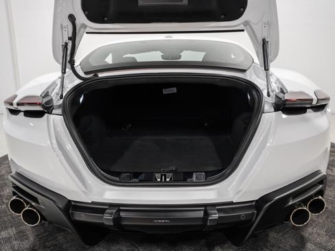Used 2022 Ferrari Roma RWD image 60