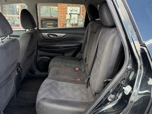 Used 2016 Nissan Rogue SV AWD/4WD image 19