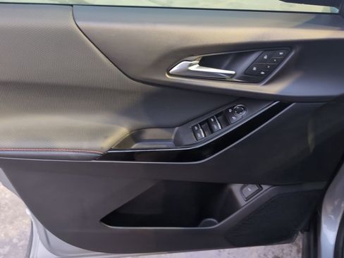 Used 2025 Chevrolet Equinox RS w/ Safety and Technology Package image 11