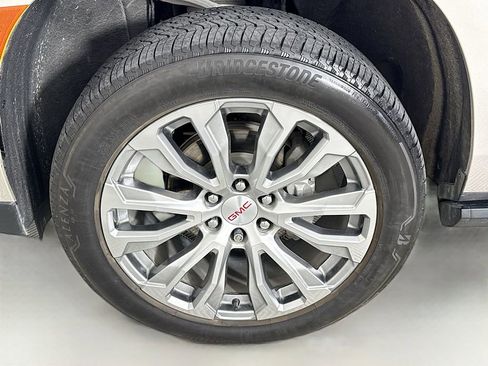 Used 2022 GMC Yukon XL Denali w/ Max Trailering Package AWD/4WD image 32