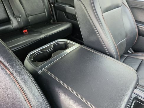 Used 2024 Ford F350 Lariat image 28