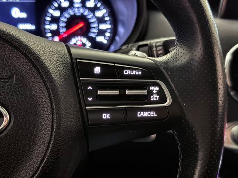 Used 2020 Kia Stinger GT-Line w/ Sun & Sound Package image 38