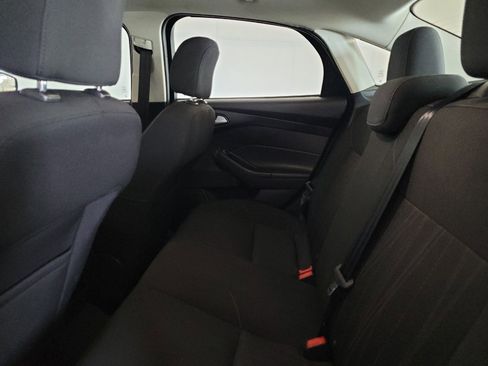 Used 2017 Ford Focus SEL FWD image 18
