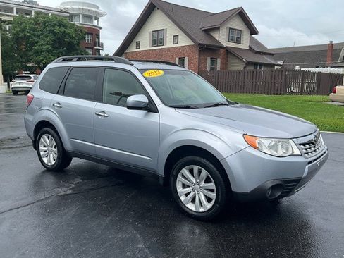 Used 2013 Subaru Forester 2.5X Premium w/ Popular Pkg 2 AWD/4WD image 33