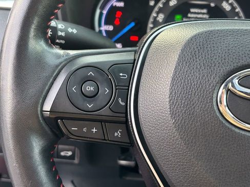 Certified 2021 Toyota RAV4 SE image 28