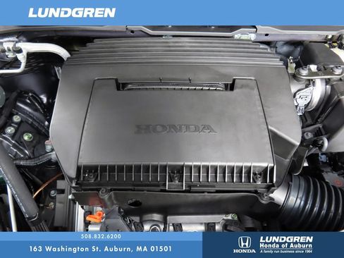 New 2026 Honda Pilot Touring image 16