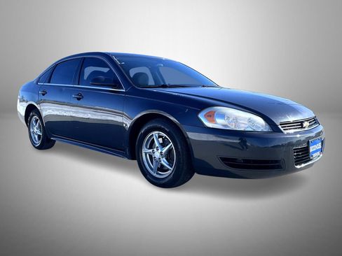 Used 2009 Chevrolet Impala LT image 3