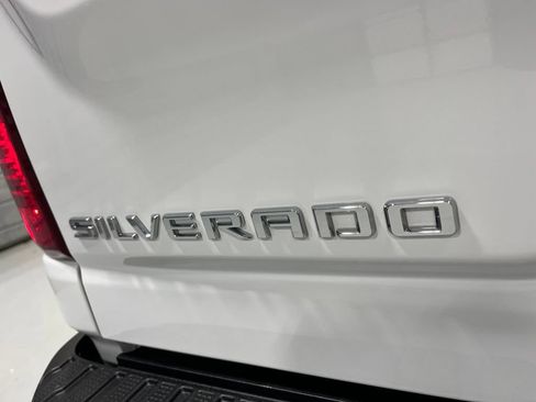 Used 2024 Chevrolet Silverado 2500 W/T AWD/4WD image 38