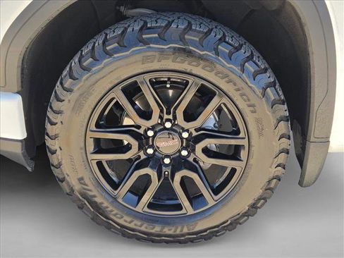 Used 2024 GMC Sierra 1500 Pro w/ Graphite Edition image 22