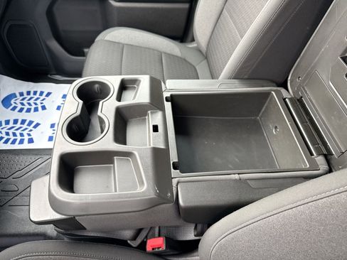 Used 2022 Chevrolet Silverado 3500 LT w/ Convenience Package image 22