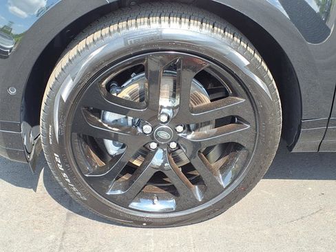 Used 2024 Land Rover Range Rover Evoque Dynamic SE image 32