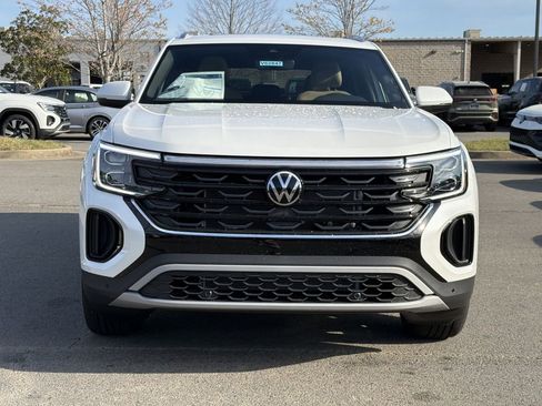New 2026 Volkswagen Atlas Cross Sport SE image 8