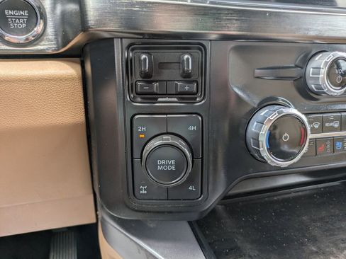 Used 2023 Ford F250 Lariat w/ Chrome Package AWD/4WD image 17