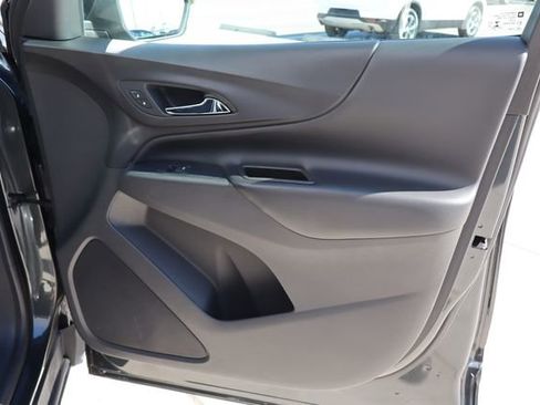 Used 2020 Chevrolet Equinox LT image 26