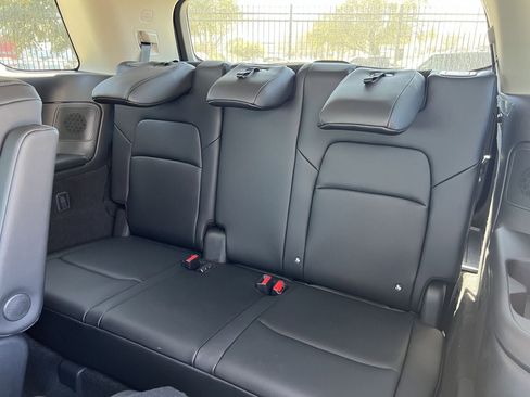 New 2026 Nissan Pathfinder Platinum image 16